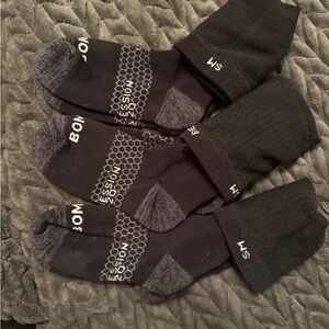 Black and Gray Women’s Socks
